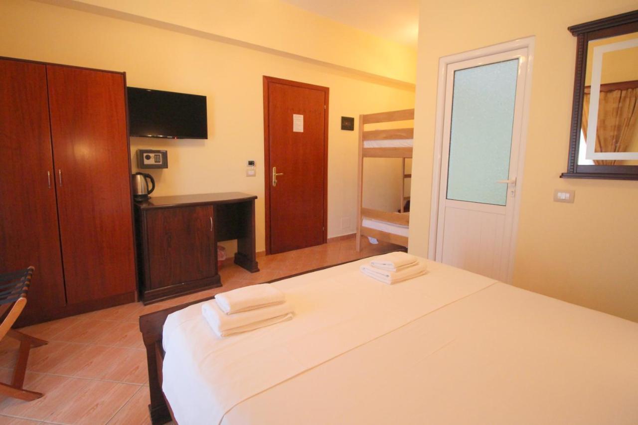 Oskar Hotel 4*