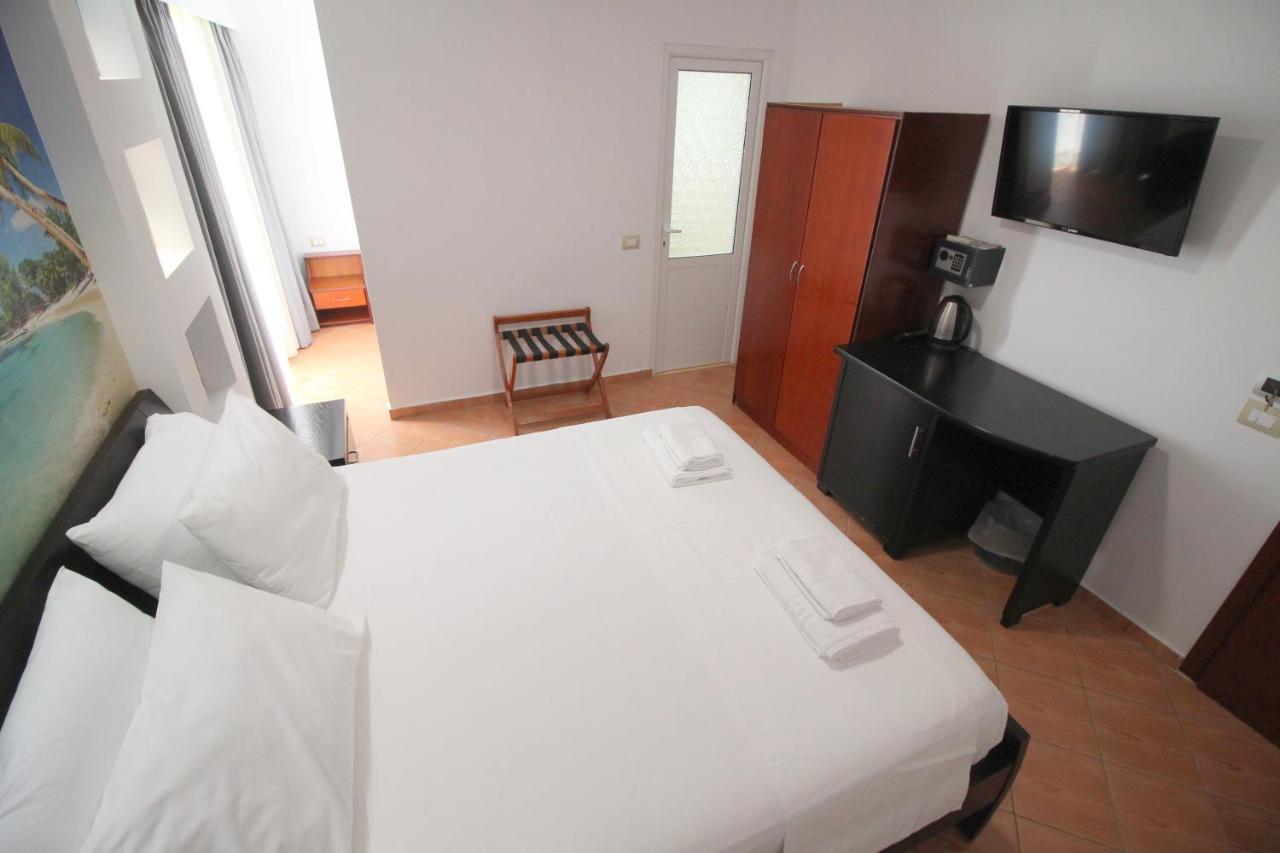 Oskar Hotel 4*