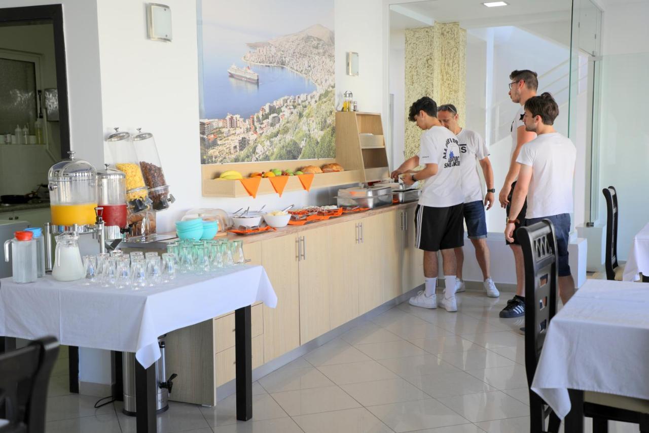 Oskar Hotel 4*