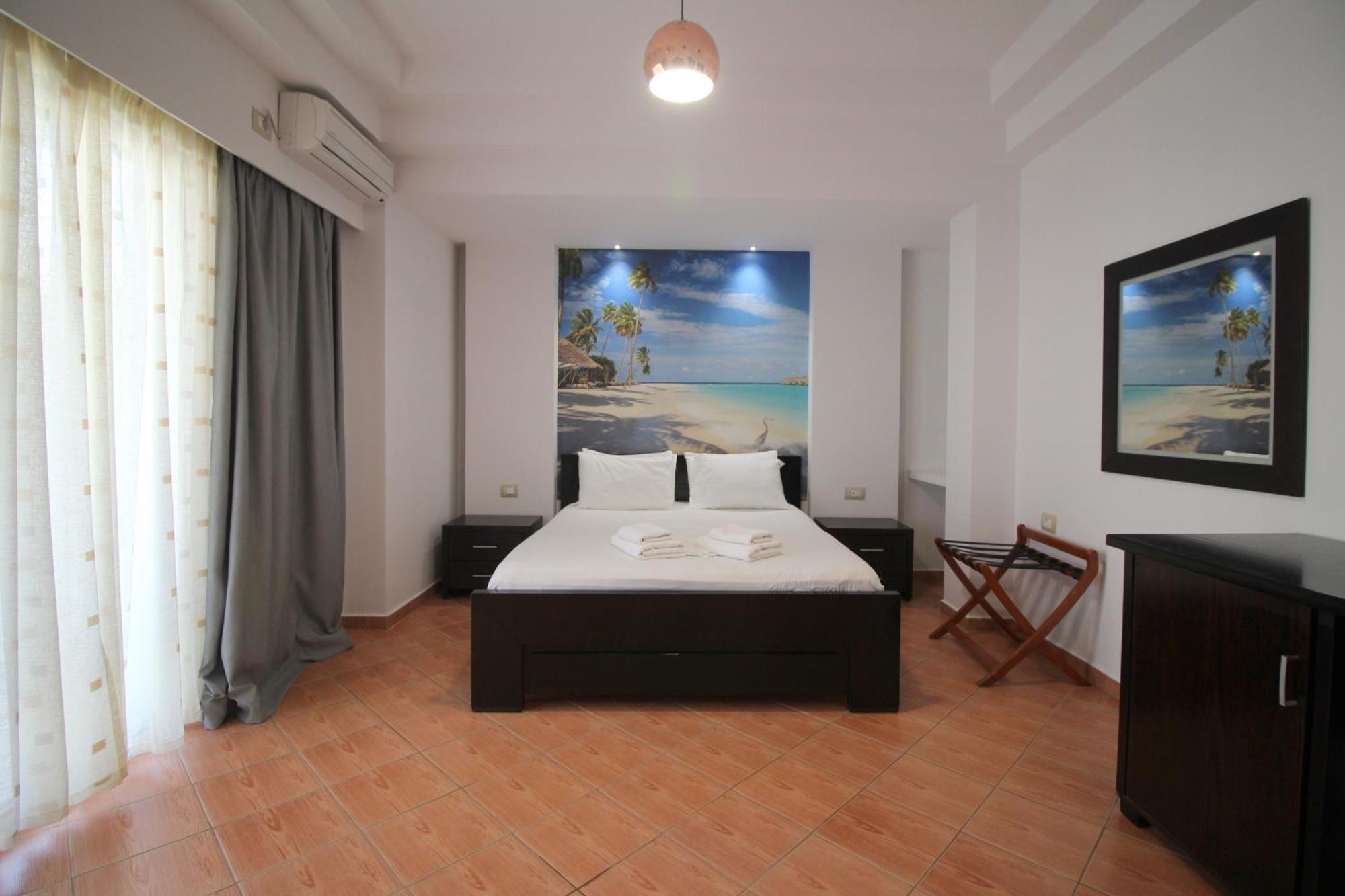 Hotel Oskar Sarandë