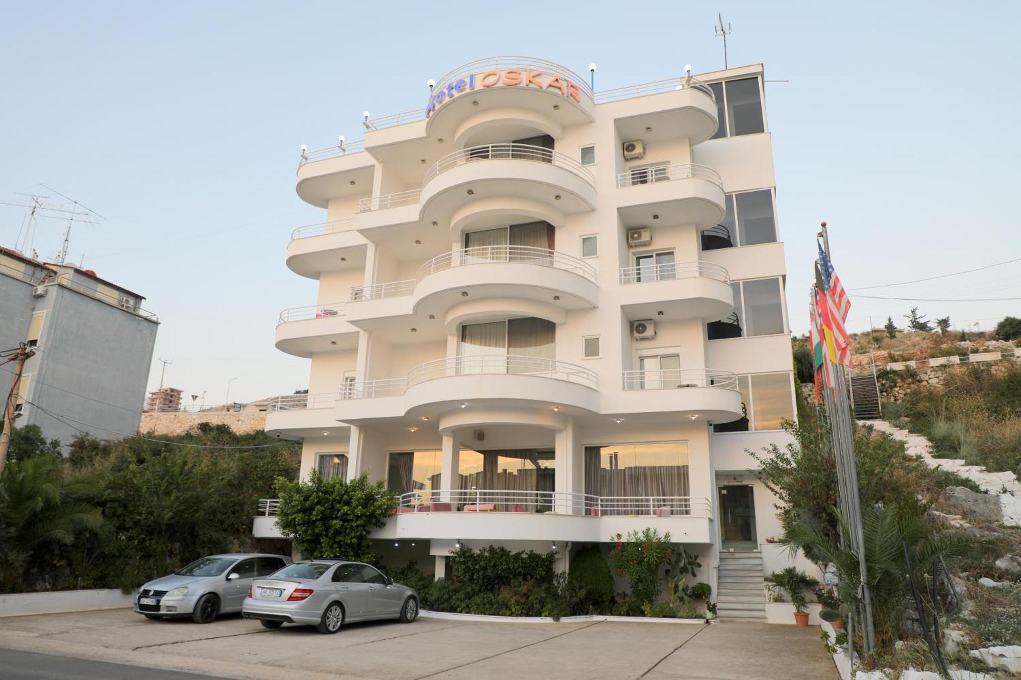 Oskar Hotel 4*